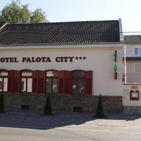 Hotel Palota City Budapeşte Dış mekan fotoğraf